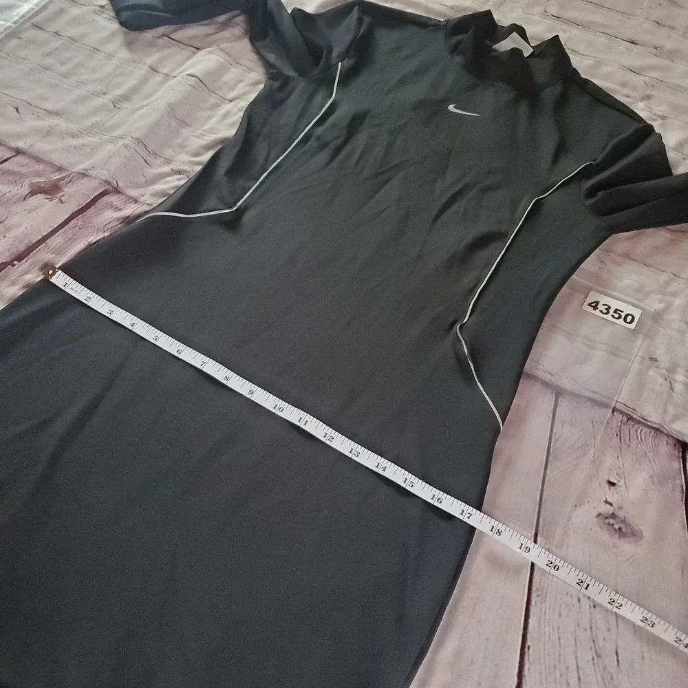 Nike Long Sleeves Black Dress Sport Fitted Athletic Reflective Pullover Stretchy